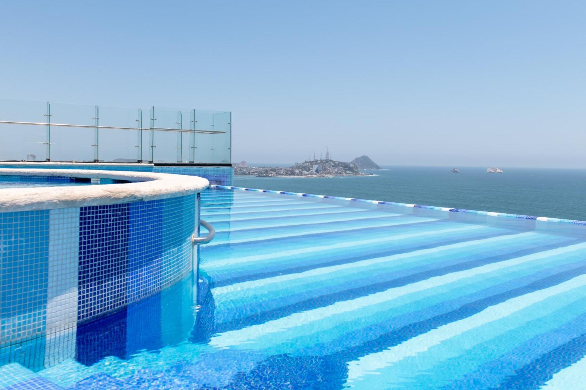 Nuevo Departamento En El Malecon! Lägenhet Mazatlán Exteriör bild
